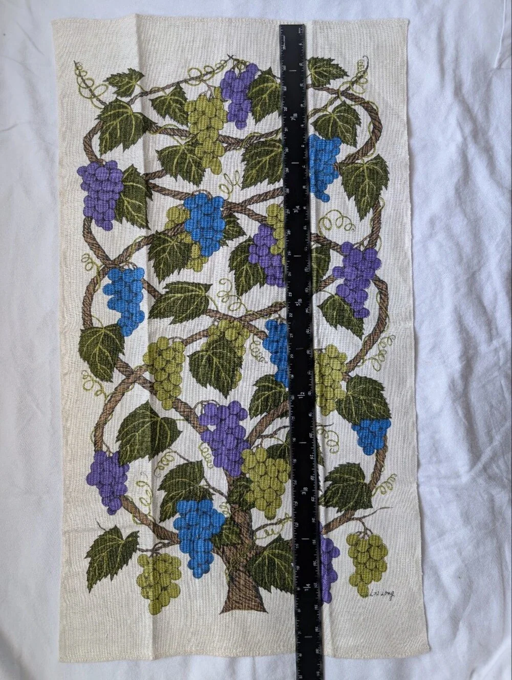 Vintage Lois Long Grape Vine Kitchen Towel in Blue, Purple, Olive